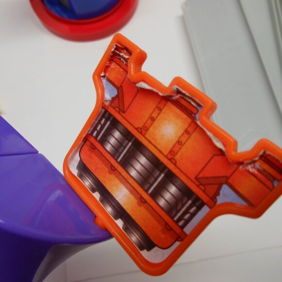 Paw Patrol: The Movie Liberty Total City Rescue Vehicle Playset and 6 Cars - Picture 10 of 15